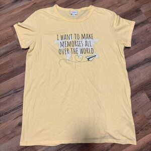 Xl tshirt. Liv by LuLaRoe